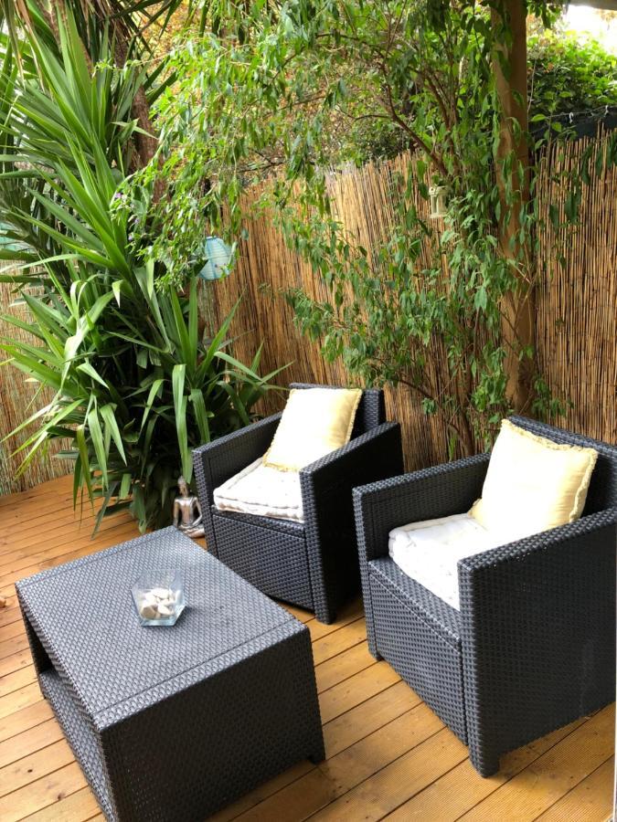 Agreable T2 Traversant Rdc Avec Terrasse + Balcon+ Parking 2 Places *